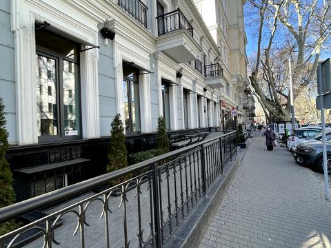 комерційна за адресою Італійська вул. (Пушкінська), 40