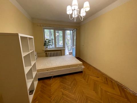 квартира за адресою Метробудівська вул., 4