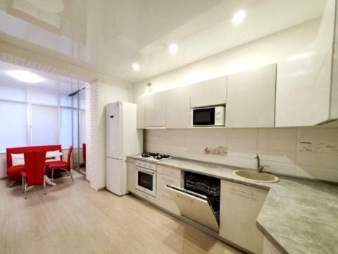 квартира по адресу Амосова, 63