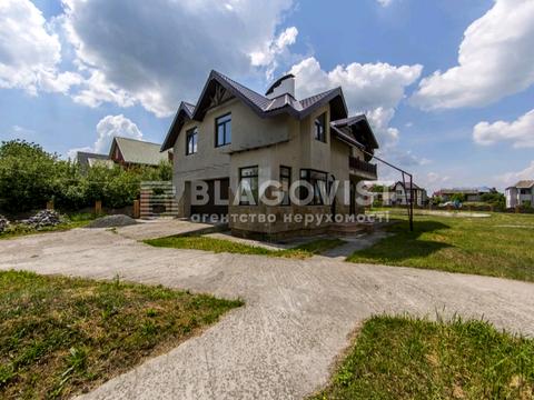 будинок за адресою Каштанова вул., 8