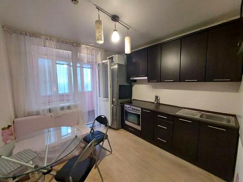 квартира по адресу Червоной Калины просп. (Владимира Маяковского), 68