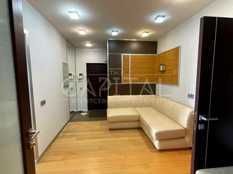 квартира за адресою Райдужна вул., 37