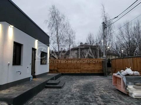 будинок за адресою Центральна вул.