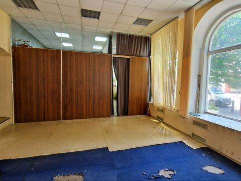 комерційна за адресою Лазаря Глоби вул. (Андрія Фабра), 9