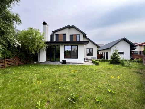 будинок за адресою с. Нові Петрівці, 3-тя Будівельників вул.