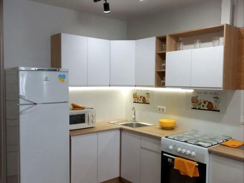 квартира за адресою Академіка Амосова вул., 12