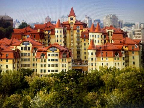 комерційна за адресою Протасів Яр вул., 8