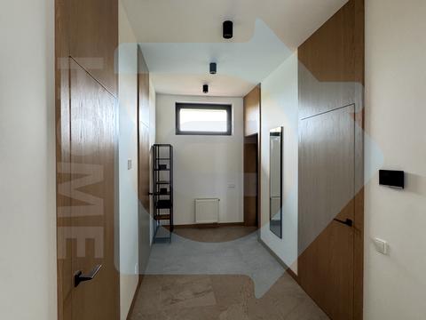 дом по адресу Озерна