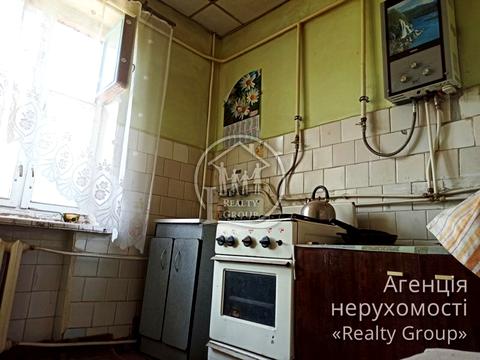 квартира за адресою Єсеніна, 1