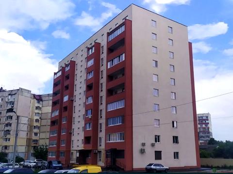 квартира за адресою Комарова, 27