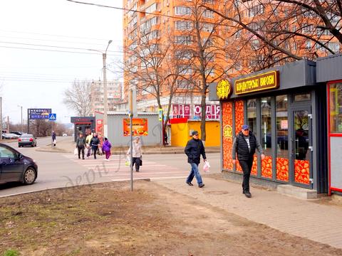 комерційна за адресою Гвардійців-Широнінців вул., 24