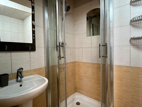 квартира за адресою Любомира Гузара просп. (Космонавта Комарова), 26