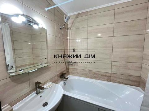 квартира за адресою Драгоманова вул., 44-А