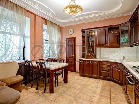 будинок за адресою с. Вишеньки, Багринівська