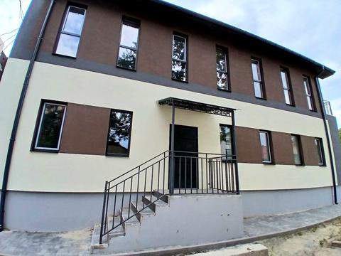 комерційна за адресою Соборна вул., 107 л