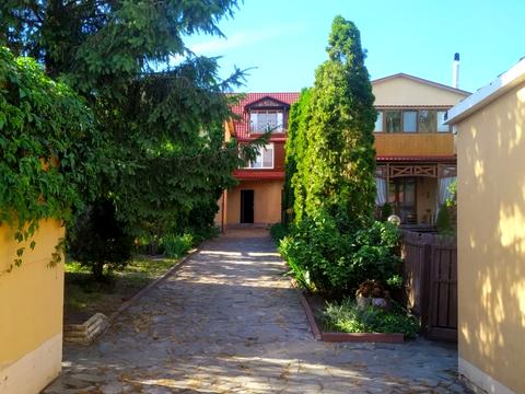 будинок за адресою Озерна вул.