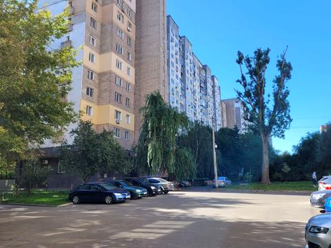 квартира за адресою Київ, Голосіївський просп. (40-річчя Жовтня), 15-Б