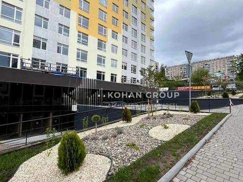 комерційна за адресою Свободи вул., 12а