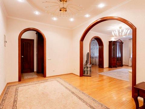 квартира по адресу Анны Ахматовой ул., 45