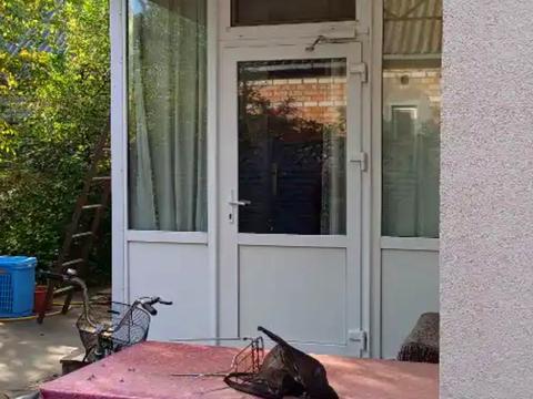 дом по адресу Подгородное, Чарівна