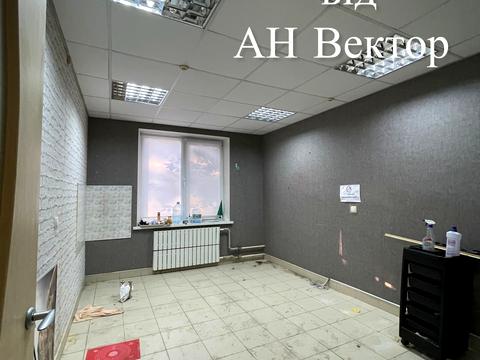 коммерческая по адресу Гвардейцев Широнинцев, 67