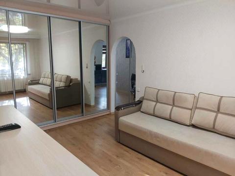 квартира за адресою Академіка Корольова вул., 30