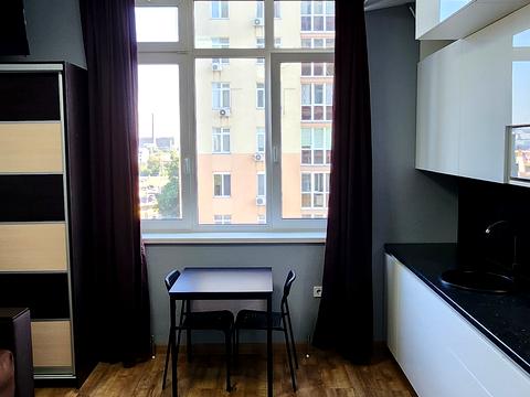 квартира за адресою Гната Хоткевича вул. (Червоногвардійська), 8