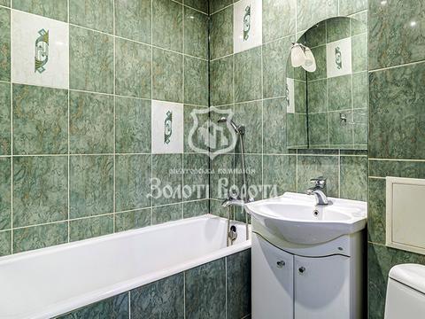 квартира за адресою Ореста Левицького вул. (Академіка Курчатова), 20