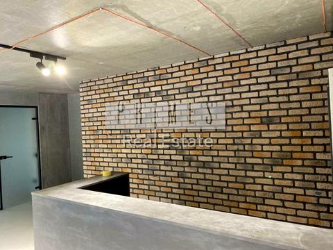 комерційна за адресою Антоновича вул. (Горького), 131