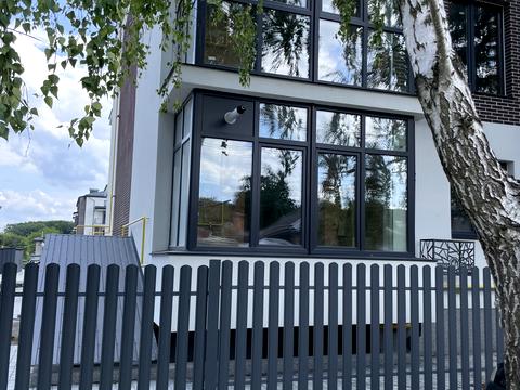 квартира за адресою Євгена Патона вул. (Сергія Лазо), 8