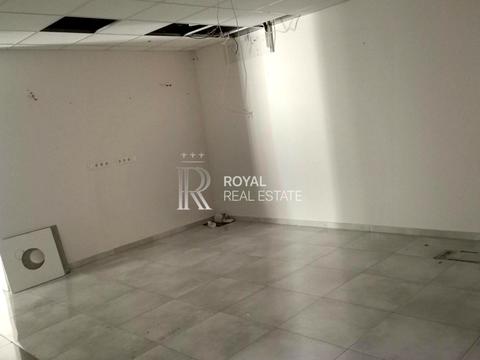 комерційна за адресою Кловський узвіз, 7а