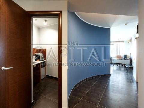 комерційна за адресою Микільсько-Слобідська вул., 2