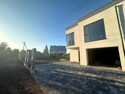 будинок за адресою Степана Бандери вул.