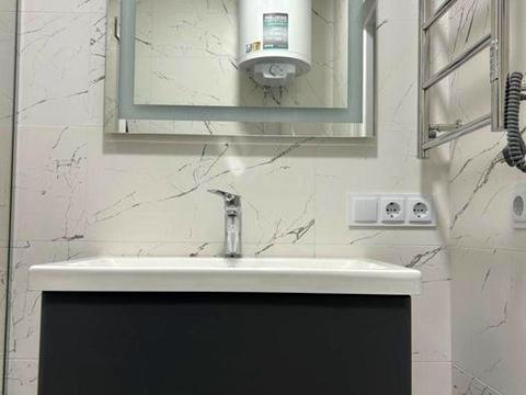 квартира за адресою Салютна вул., 2к17