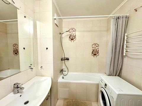 квартира за адресою Ованеса Туманяна вул., 3