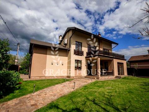 дом по адресу 10-та лінія ул.