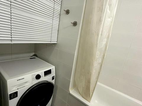 квартира за адресою Лабораторна вул., 28
