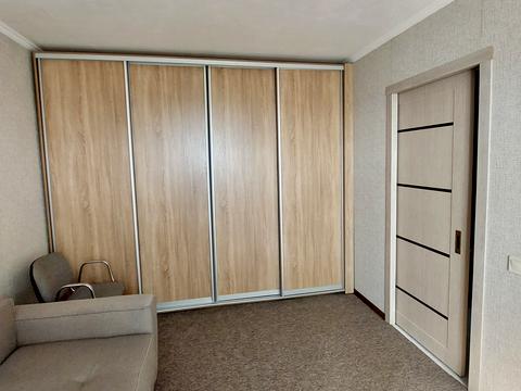 квартира за адресою Космонавта Поповича вул. (Космонавта Волкова), 18