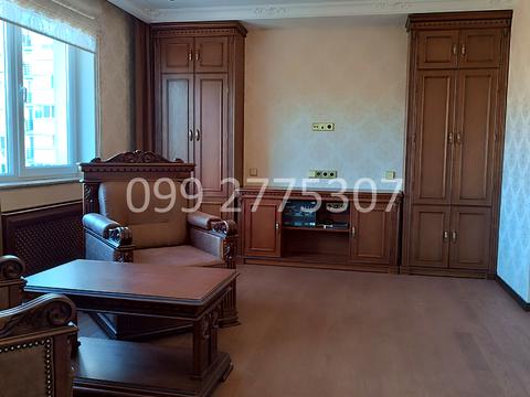 квартира за адресою Деміївська вул., 18