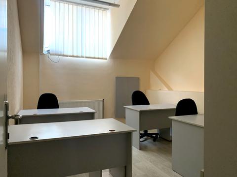 комерційна за адресою Павлівська вул., 17