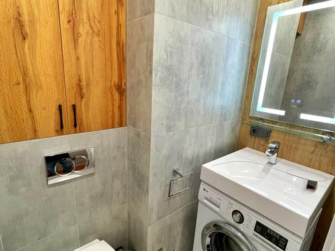 квартира за адресою Київ, Обсерваторна вул., 12-А