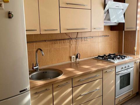 квартира за адресою Андрія Первозванного вул. (Стахурського), 2а
