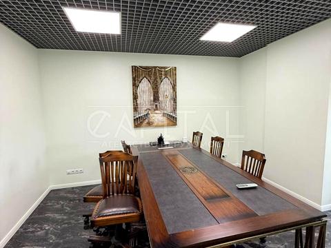 коммерческая по адресу Антоновича ул. (Горького), 74-78