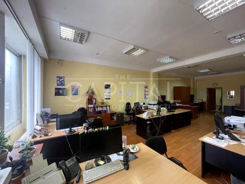 комерційна за адресою Солом'янська вул., 3-А
