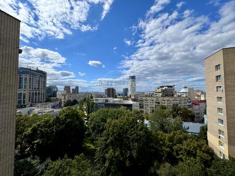 квартира за адресою Михайла Омеляновича-Павленка вул. (Суворова), 13