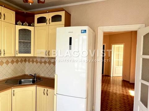 квартира за адресою Академіка Булаховського вул., 5-Г