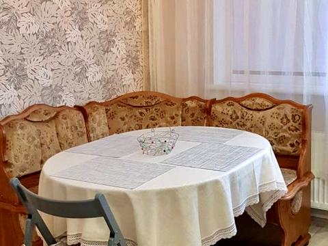 квартира за адресою Перлинна вул., 37