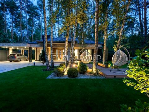 дом по адресу плютівська, 25