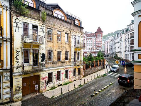 коммерческая по адресу Воздвиженская ул., 42