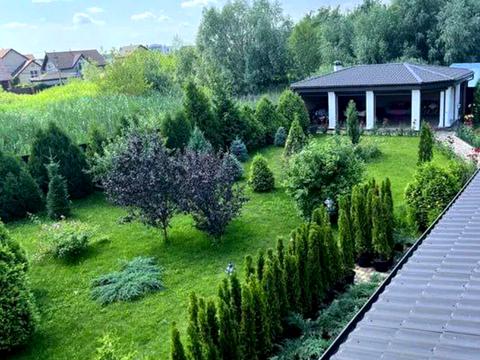 будинок за адресою Щаслива вул.